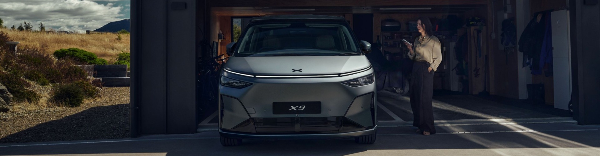 XPENG X9