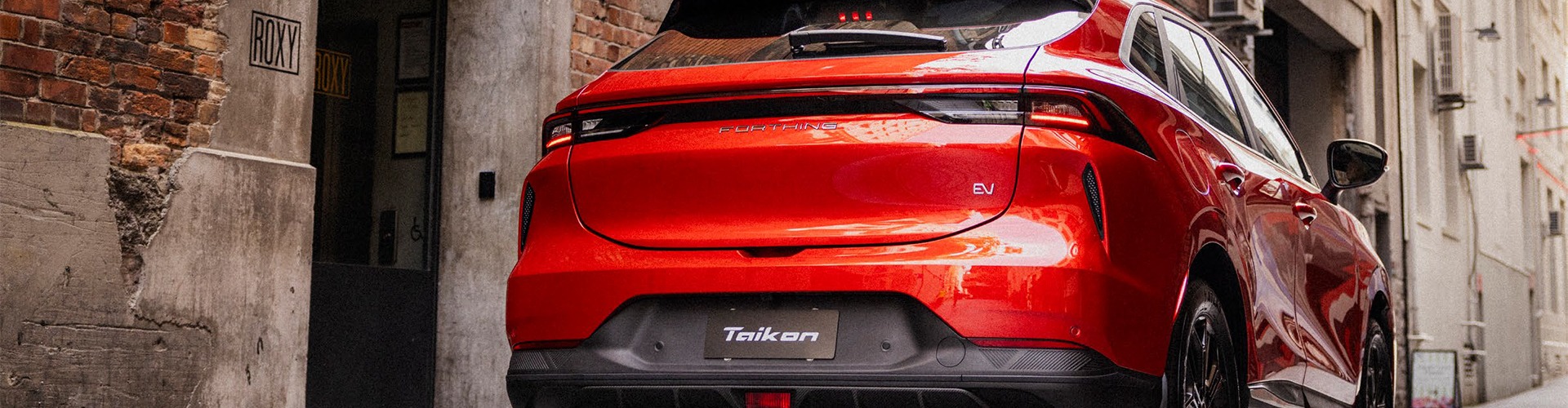 Rear shot of Forthing Taikon 5