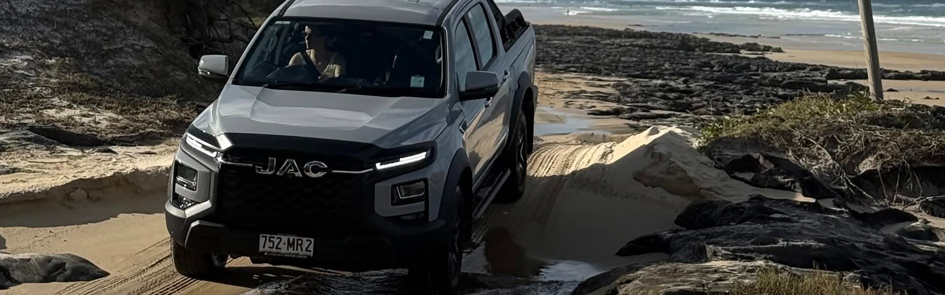 JAC driving on sand