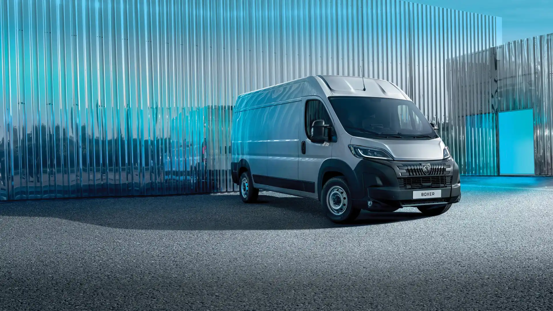 PEUGEOT New Boxer Van