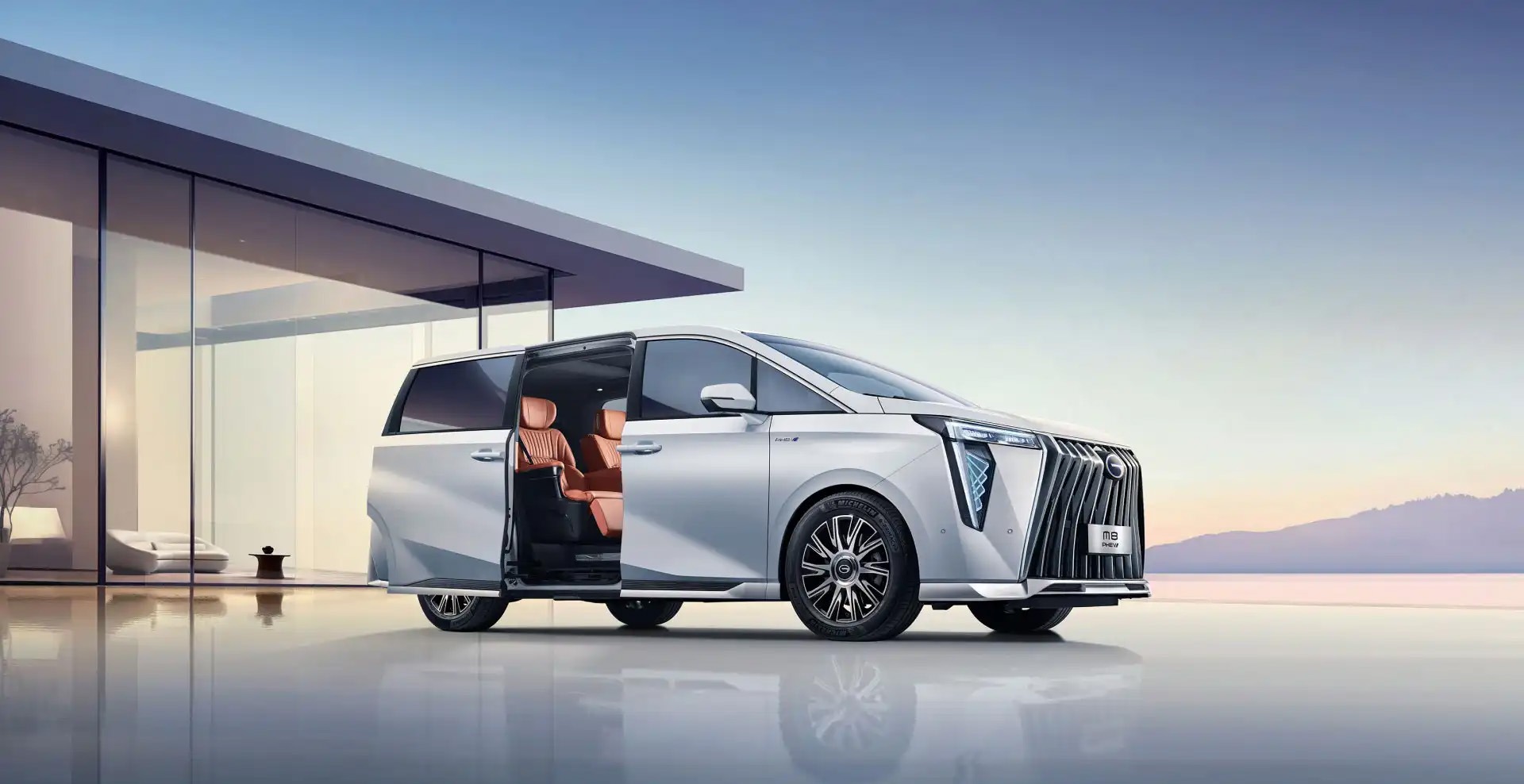 GAC M8 PHEV