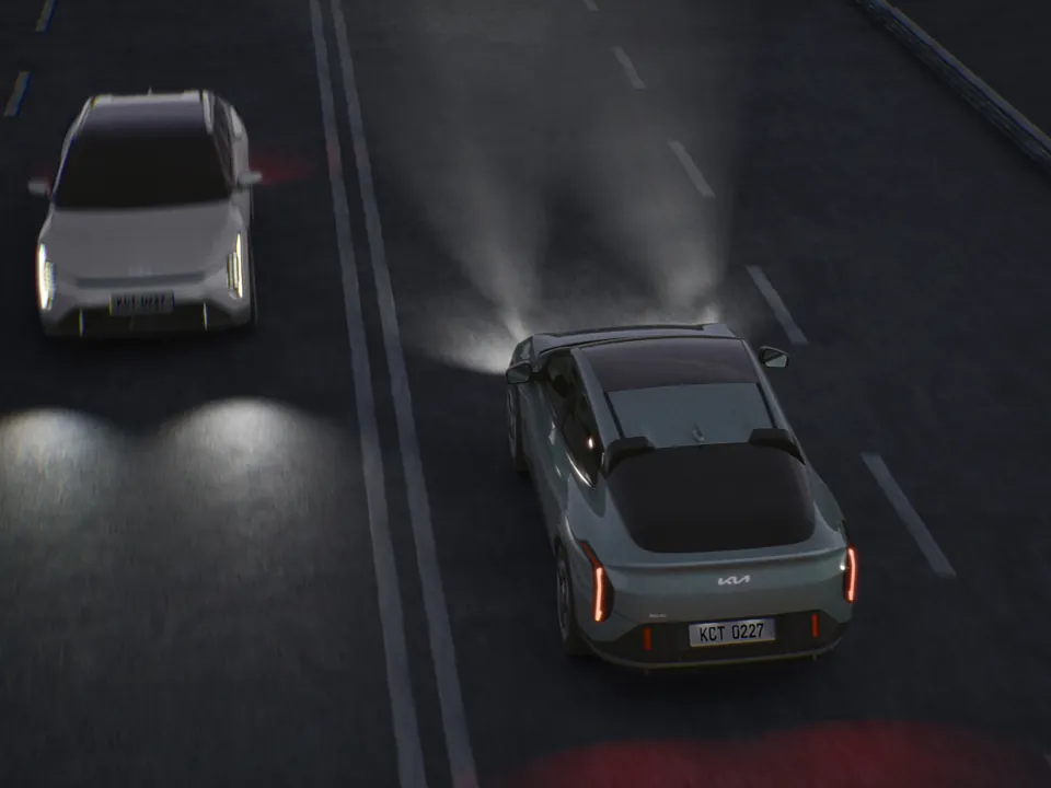 kia-ev4-safety-intelligent-headlight.webp