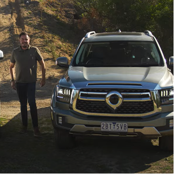 GWM Cannon Alpha PHEV: ULTIMATE off-road and towing comparison review
