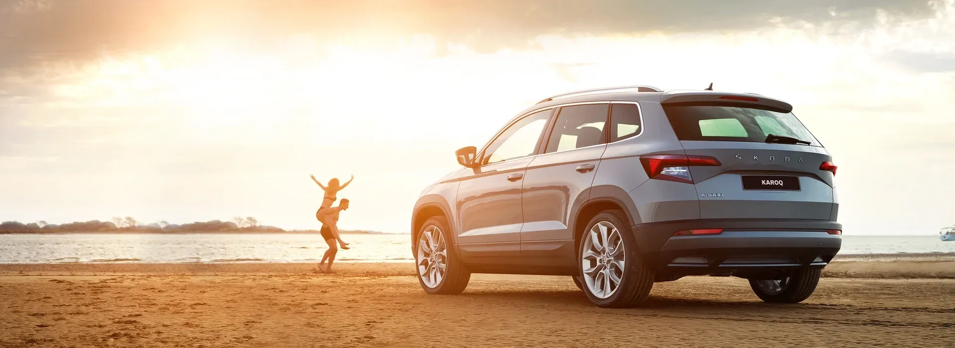 Skoda Karoq and sunset