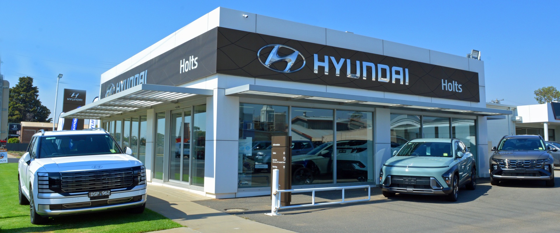 Hyundai Holts