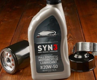 Screamin' Eagle® Syn3® vs H-D® Genuine Oil SAE 20w50