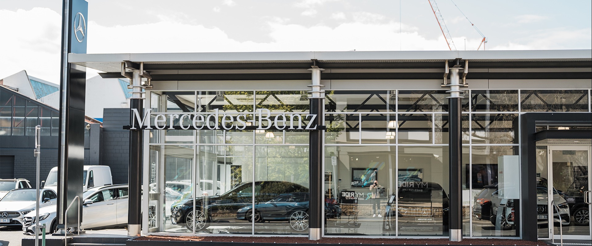 Black Mercedes Benz SUv