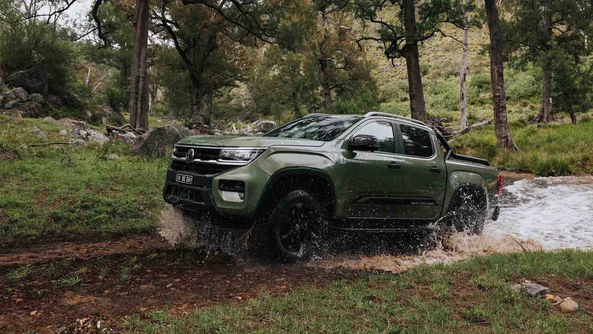 Volkswagen Amarok in muddy terrain