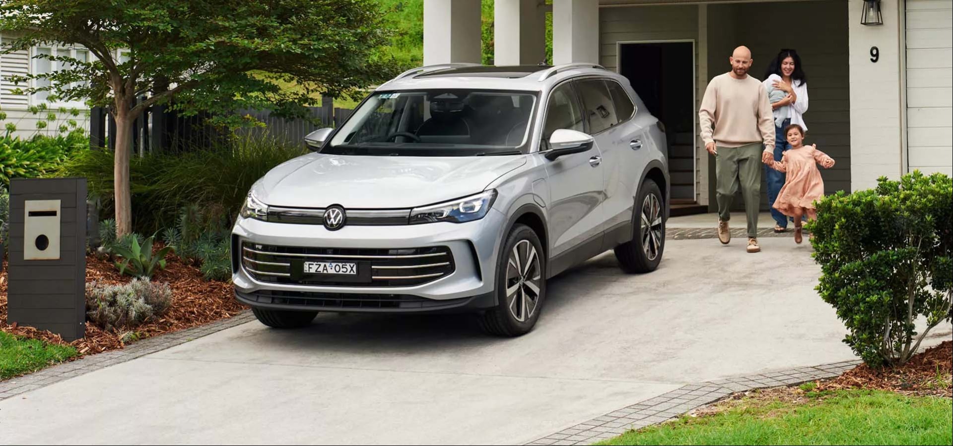 Tiguan eHybrid on the driveway