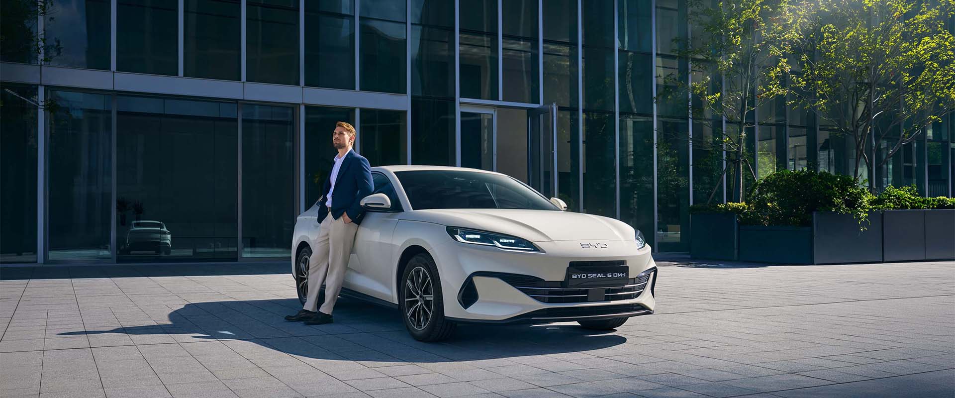 BYD SEAL6