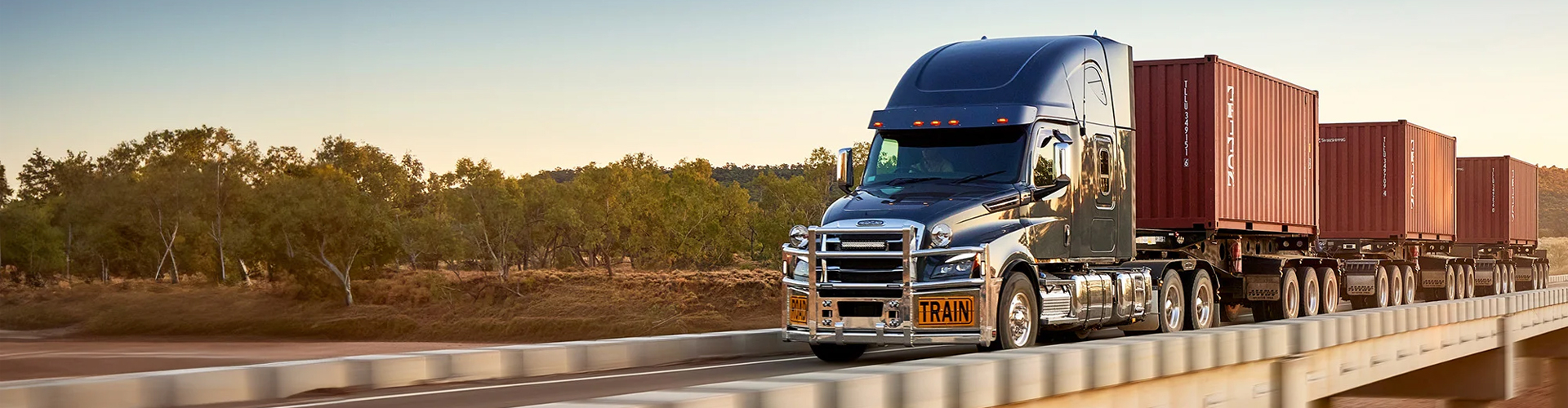 freightliner-trucks-banner.jpg