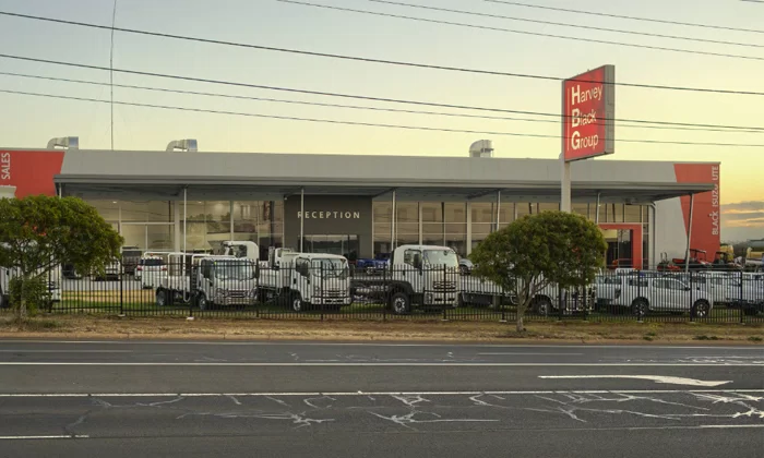 dealership_5287_2yGSiyr7TSRBv9NPMhufZ2ne.jpg
